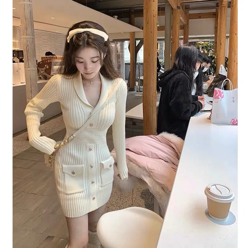 2022 new autumn and winter women's large size knitted long-sleeved v-neck skirt with inner layering New Year's Eve dress (V5513)