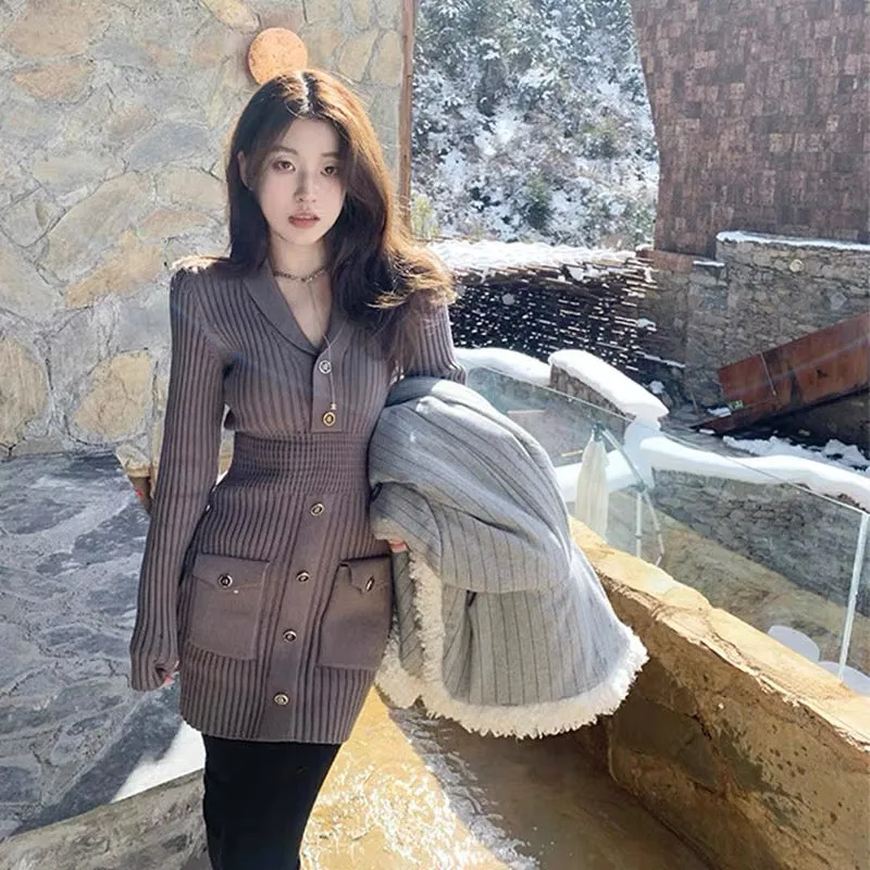 2022 new autumn and winter women's large size knitted long-sleeved v-neck skirt with inner layering New Year's Eve dress (V5513)