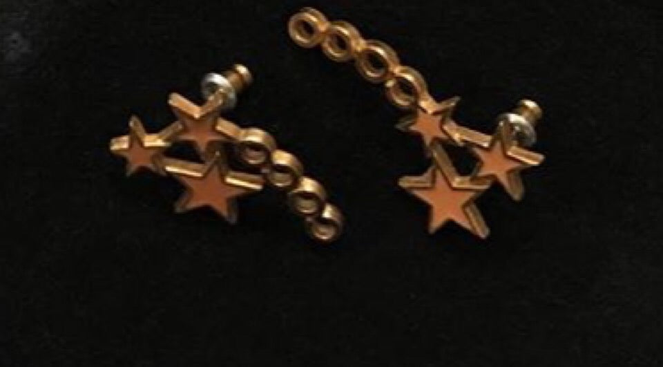 Chanel 01P, 2001 Spring Comte Coco shooting Stars Pierced Earrings