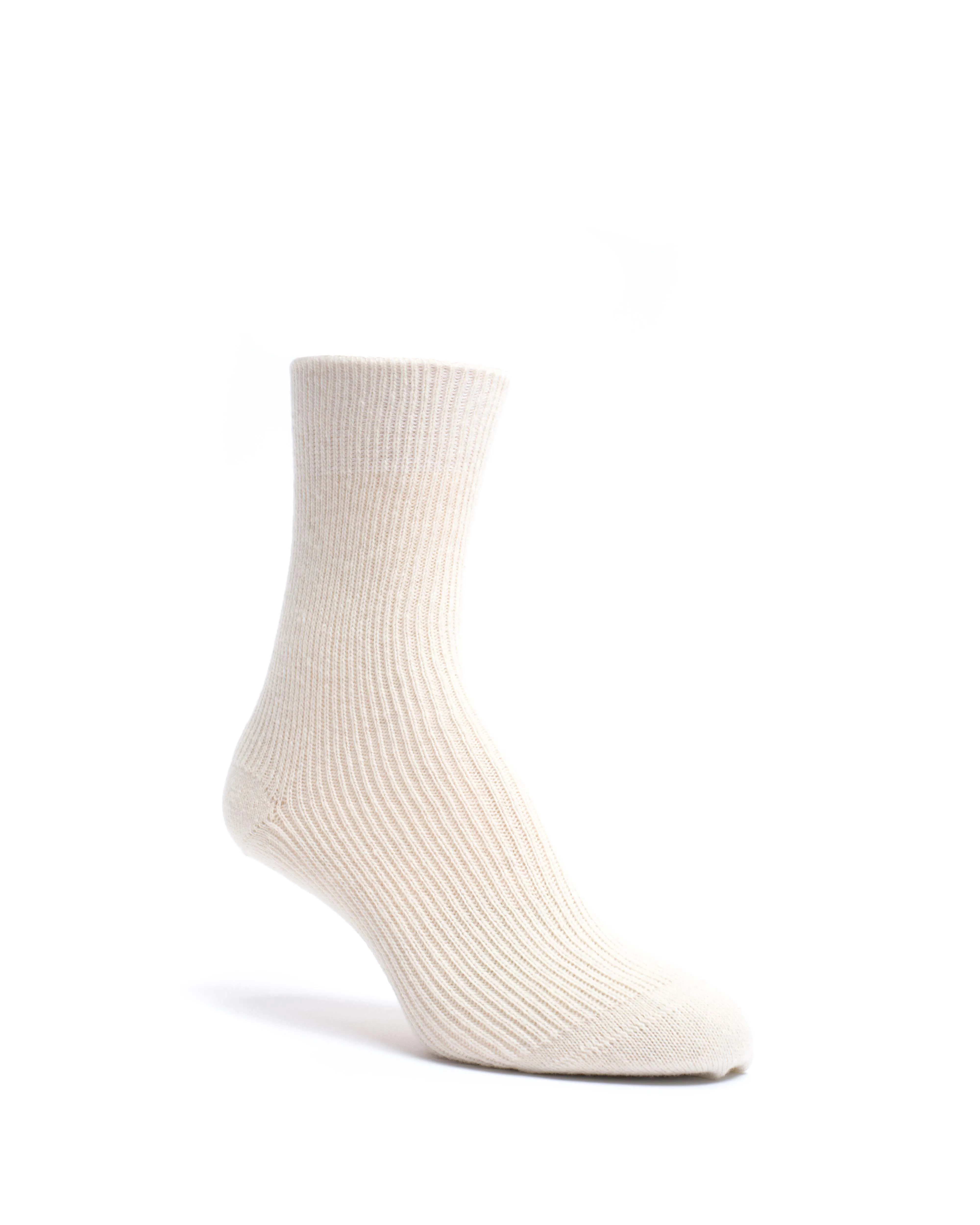 Lanai cashmere socks 70% wool 30% cashmere White sand