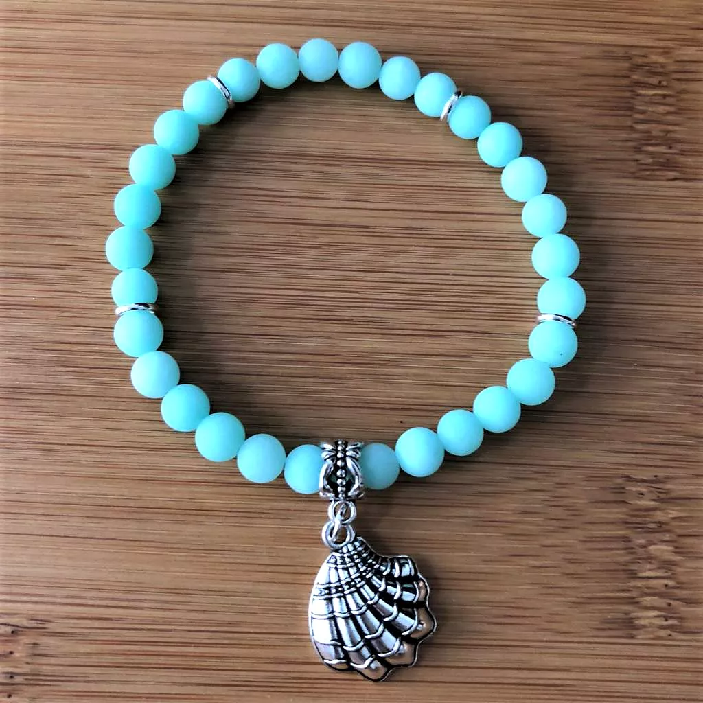 Matte Sea Green Jade Beaded Bracelet with Silver Clam Shell