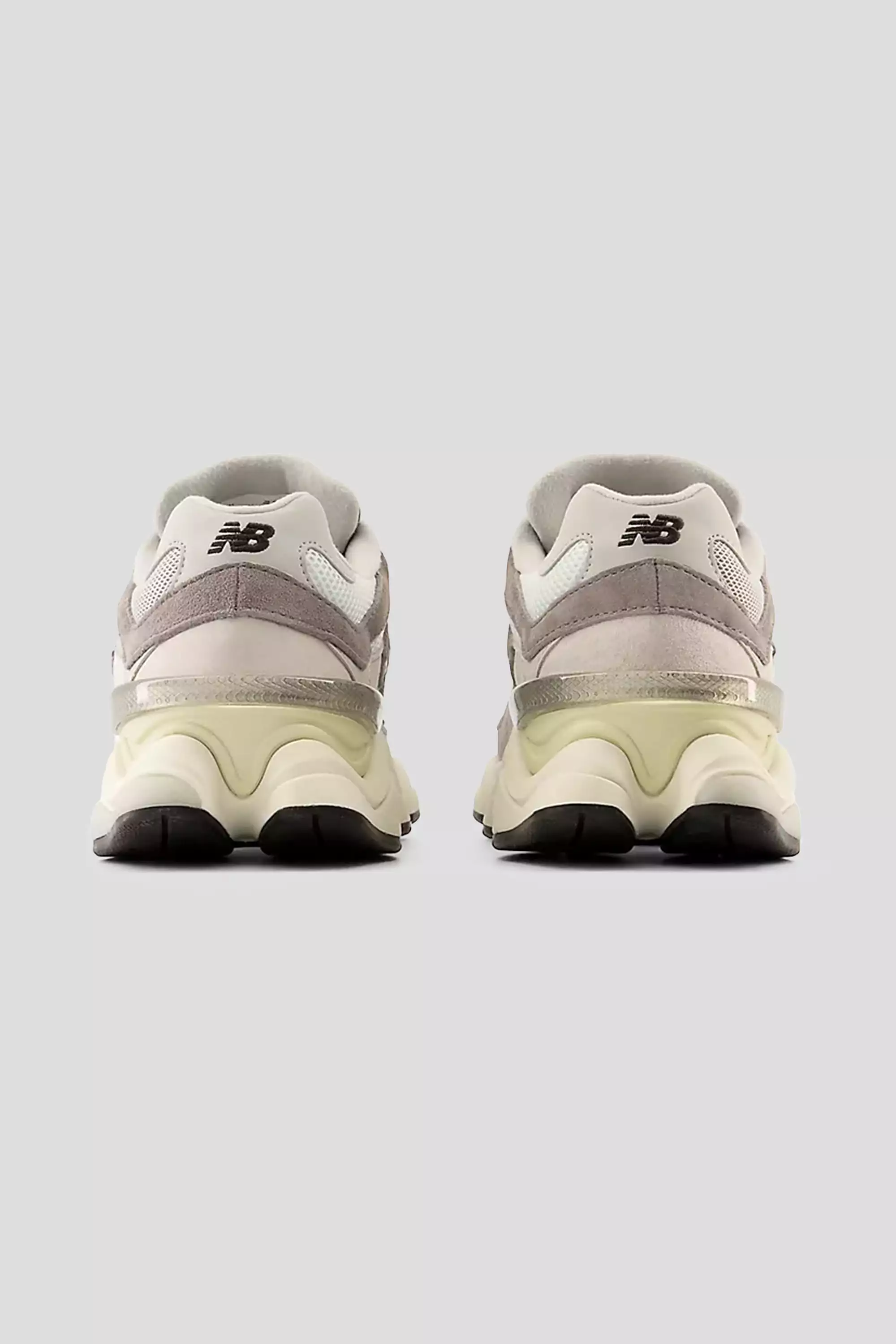 New Balance Unisex 9060 Sneaker in Rain Cloud with Castlerock and White