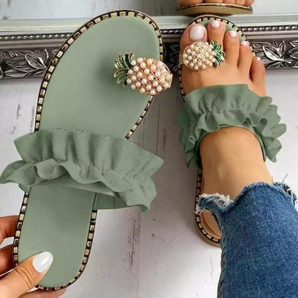 Pineapple Pearl On Comfy Sandals