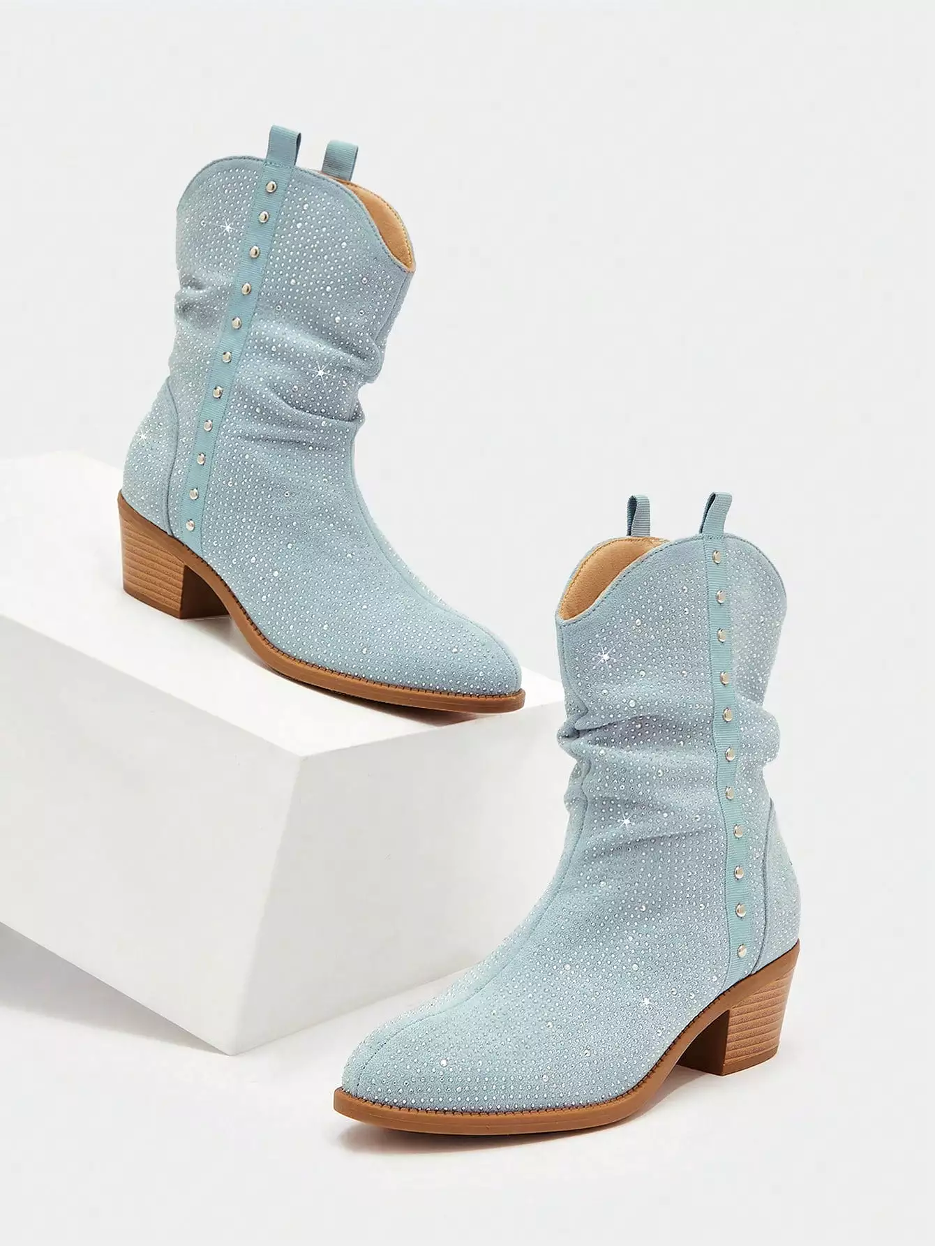 Women Studded Decor Faux Suede Fashion Boots, Fashion Baby Blue Slouchy Boots For Outdoor